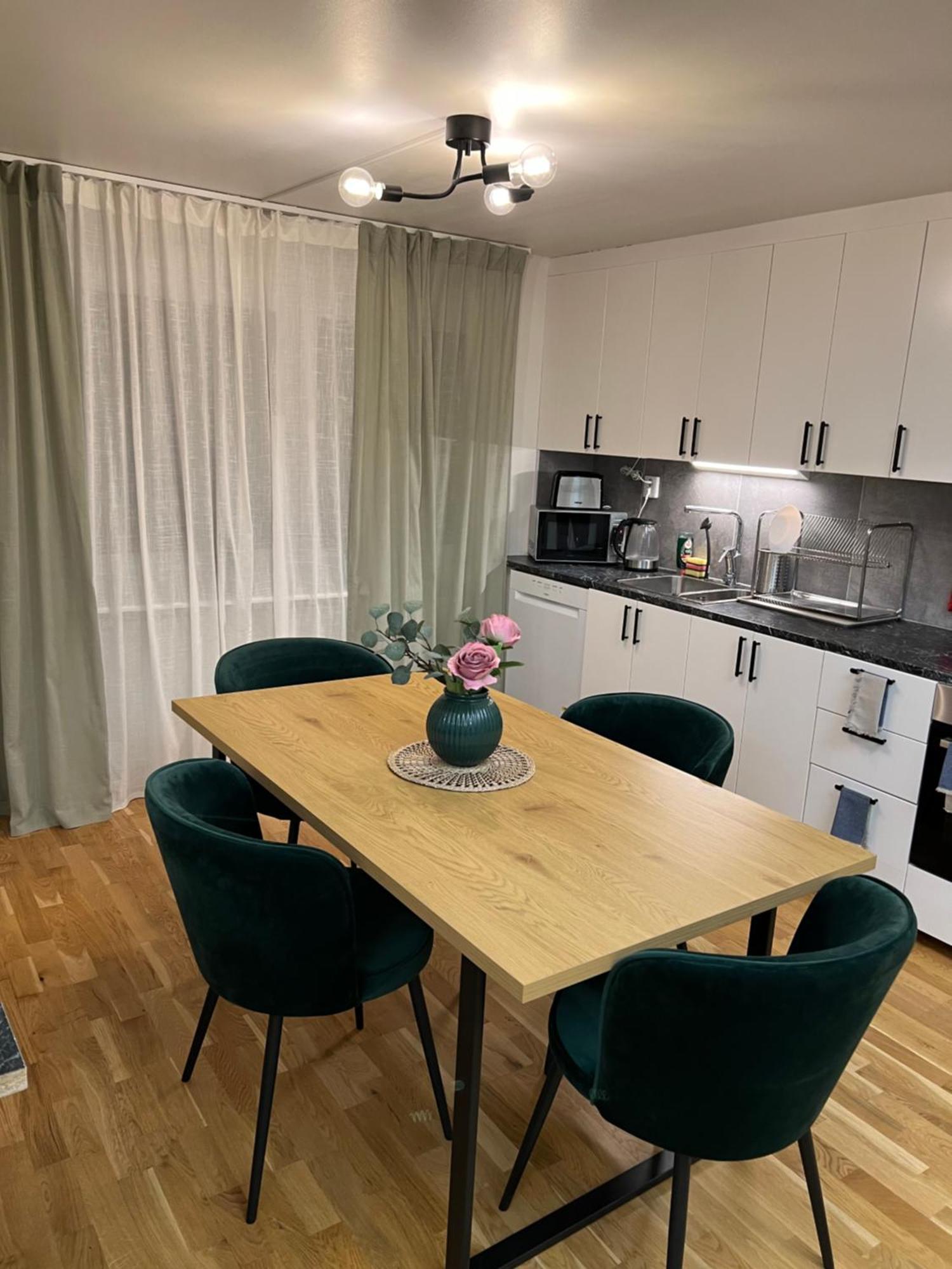 Noah Longstay Apartment Västerås Dış mekan fotoğraf